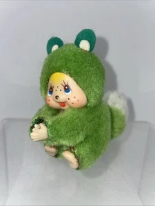 Vintage Monchichi Pencil Hugger Green Monkey Troll Toy Clip-On Grip Charm Mini - Picture 1 of 8