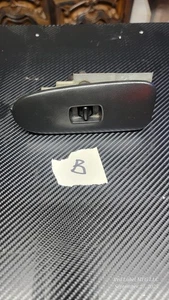 🔰 94-01 Integra 2 puertas hatchback OEM lado del pasajero derecho interruptor de ventana eléctrica - Imagen 1 de 2