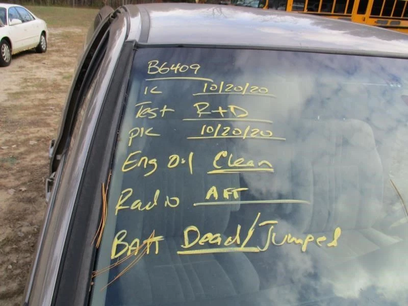 Bisagra de capó derecho pasajero compatible con 98 SIENNA 321165 Foto 1 de 4