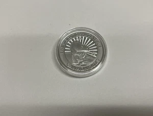 Moneda de plata The Majestic Polar Bear 2025 de $5 de 1 oz - Imagen 1 de 2