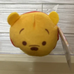 Disney Tsum Tsum Winnie the Pooh Mini Peluche Giocattolo 2,5” NUOVO - Foto 1 di 8