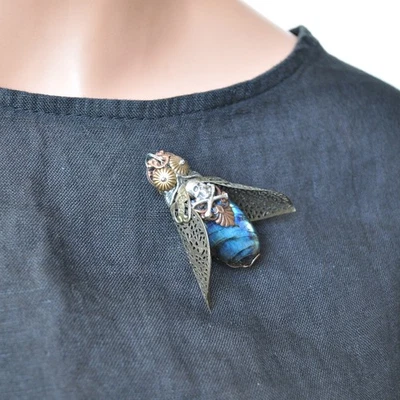 Brosche *insekt Steampunk Labradorit Anstecker Skull Messing in Schmuckschachtel - Bild 1 von 4