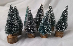 8 Bottle Brush Tree Like Snow Covered Christmas Trees In Wood Base Used 2 Inch - Picture 1 of 8