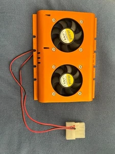 Disque dur double double refroidisseur coffre-fort homologué ventilateur 12V akasa longue durée orange - Photo 1/5