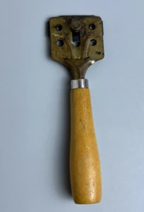 Vintage Razor Blade Scraper Tool - Picture 1 of 4