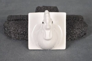 Vintage Ceramic Rooster Towel/Apron Hook White Rustic Country Wall Art 2.5"x2.5" - Picture 1 of 10