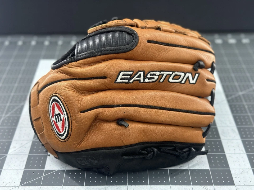 EASTON 11.5" NIF-115 YOUTH BALL GLOVE RHT NATURAL IDEAL FIT - Image 1 of 4