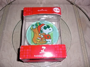 Hallmark Peanuts Ornamento Temporadas 3D Snoopy Joe Cool Woodstock 3" NUEVO HACER OFERTA - Imagen 1 de 4