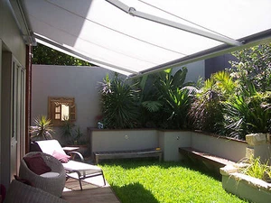 5.5m x 3.0m Retractable Folding Arm Awning Heavy Duty Full Cassette Motorised - Picture 1 of 10