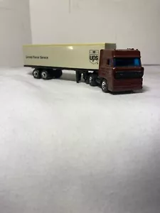 1987 Matchbox DAF3300 Space Cab UPS Tractor Trailer 1:86 Scale - Picture 1 of 14