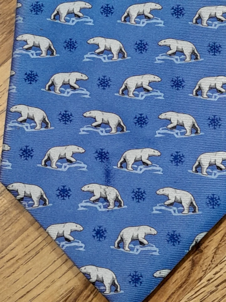 Gravata TieRack feita na ITÁLIA 100% seda azul com ursos polares 58"-3 3/4 - Imagem 1 de 4