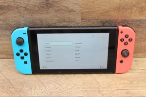 Consola de videojuegos portátil Nintendo Switch HAC-001(-01) con JoyCons rojo neón/azul - Imagen 1 de 8