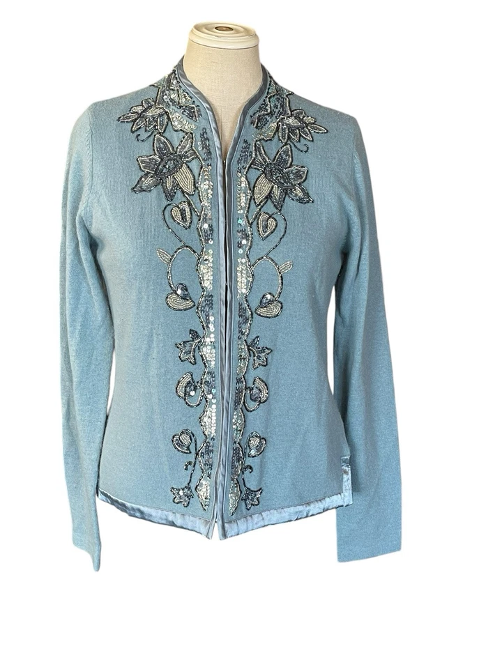 Próximo Suéter Talla Pequeña Cuentas Lentejuelas Cárdigan Gancho Un Ojo Forrado Manga Larga Foto 1 de 4