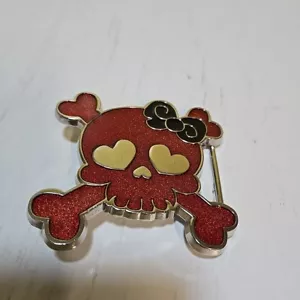 Calavera y huesos cruzados con hebilla de cinturón de arco rojo negro tono plata - Imagen 1 de 4