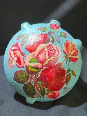Ancienne Gourde en terre cuite vernissée peinte à décor de rose signé - Photo 1/4