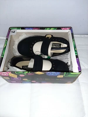 Expression Black Velvet Dress Shoes Gold Hearts CLASSIC HOLIDAY Mary Janes Sz 7 - Image 1 of 4