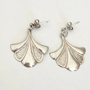 Vintage 925 Sterling Silver Shell Leaf Textured Design Dangle Drop Earrings - Picture 1 of 12