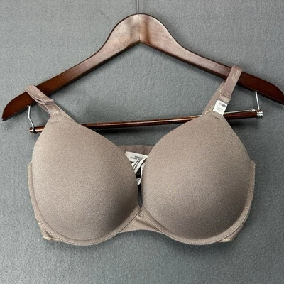 Nuevo con etiquetas Nuevo Sujetador Victoria’s Secret Rosa 36DD Wear Everywhere Super Push-up Dorado Tostado Foto 1 de 4