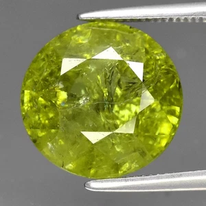 💎 6.57ct Semi-Round Natural Green Grossular Garnet - Mali Gemstone - Picture 1 of 4