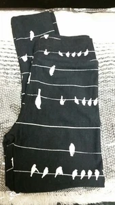 NWOT LuLaRoe BIRDS ON A WIRE Kids S/M Unicorn Black White - Picture 1 of 3