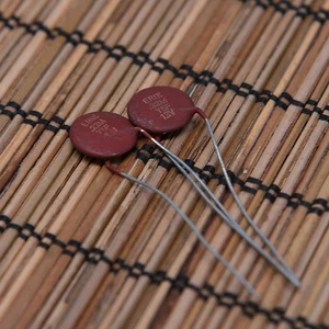 Lot of 2 Vintage ERIE Y5F .22M 220nF Ceramic Capacitors - Picture 1 of 3