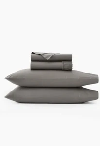 Boll and Branch Signature Hemmed Organic Cotton 5 pcs Split King sheet set - Picture 1 of 5