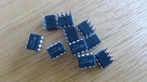 NE555 / NE555P / 555 Timer IC - 8 pin DIL - Pack of 10 - Picture 1 of 2
