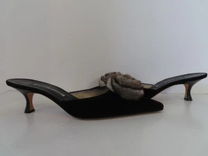 NWOB Manolo Blahnik Black Suede Mules with Chinchilla Fur Rosette Sz. 40/US 10 - Picture 1 of 9