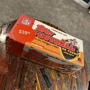 Fútbol americano Topps NFL 2005 50 años 1956-2005 ¡Juego completo caja sellada de fábrica!  - Imagen 1 de 8