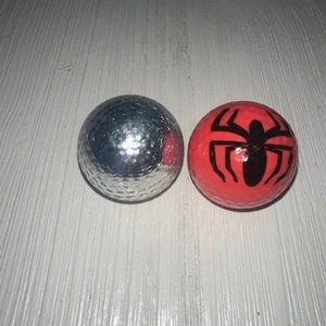 Set 2 palline da golf Spider-Man e argento - Foto 1 di 1