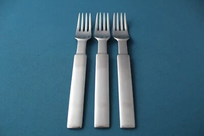 3 garfos para salada Dansk ARTISAN 1 cetim Japão aço inoxidável 6 3/4" - Imagem 1 de 4