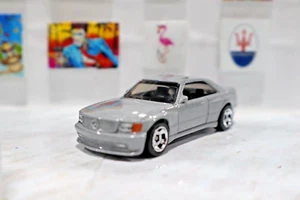 ✅ 2023 Hot Wheels 1989 Mercedes Benz 560 SEC AMG plateado 1:64 diecast coche suelto - Imagen 1 de 9