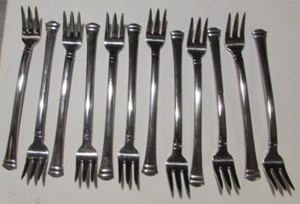 12 pc Towle 18/8 Stainless Classique Pickle Seafood Forks 5 3/8" Long - Picture 1 of 2