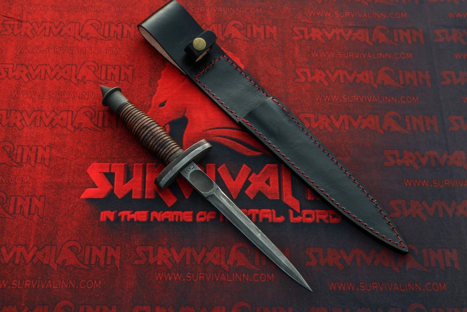 Vintage CASE V-42 Dagger US Special Forces WWII Dagger Knife with Leather sheath - Image 1 of 4