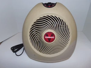 Vornado VH2 Whole Room Heater Fan CLEANED & TESTED Works - Picture 1 of 9