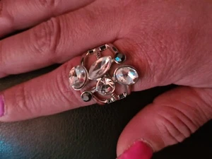 PAPARAZZI "METRO MINGLE" SILVER RING. - Picture 1 of 3
