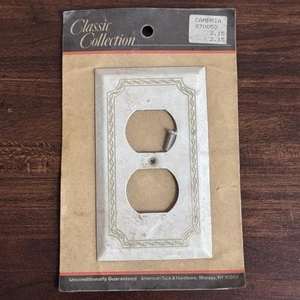 Cubierta de placa de salida de pared de colección Mid Century American Tack & Hardware Monsey NY EE. UU. - Imagen 1 de 2