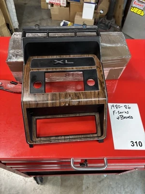 Radio de tablero central y bisel de ajuste de control de clima #310 1980-1986 OEM Ford F150 Foto 1 de 4