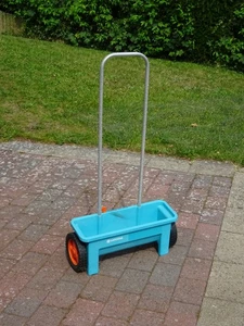 GARDENA Streuwagen - Rasensamenwagen - Düngewagen - Samenmaschine - Bild 1 von 4