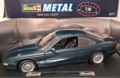 Revell 1:18 BMW 850i 8811 EXTREMELY RARE COLOUR Boxed - Image 1 of 4