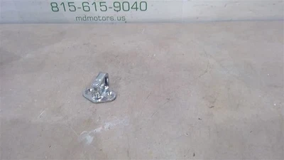 Chevrolet Trax Striker ASM 2017-2020 cerradura de puerta lateral delantera/trasera 13503000 Foto 1 de 4