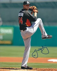 AUTOGRAPHED JUSTIN NICOLINO Miami Marlins 8X10 photo - COA  - Picture 1 of 1