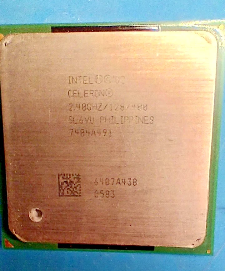 CPU Intel Celeron 2,4 Ghz /128/400 - Immagine 1 di 1