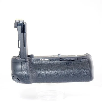 Canon BG-E14 Battery Grip for EOS 70D Mint Condition JAPAN - Image 1 of 4