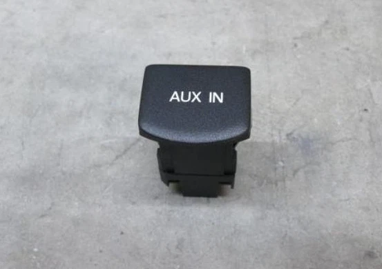 VW Aux-In Buchse mit Abdeckung Original 6R0035724 - Bild 1 von 1