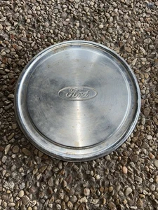 Vintage 1978-84 Ford F250 3/4 ton-1 ton Truck Dog Dish Center Hubcap OEM Bronco - Picture 1 of 4