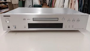 Used Onkyo C-7030 CD Player Compact Disc MP3 - Picture 1 of 7