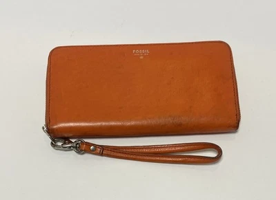 Cartera sin asas organizadora de cuero fósil con cremallera naranja correa extraíble Foto 1 de 4