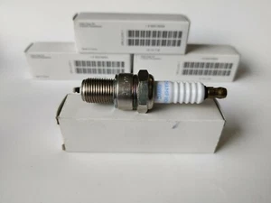 [NUEVO] Bujía Original Opel (1x) Calibra Astra Omega Kadett [GM Nº 95519054] - Imagen 1 de 2