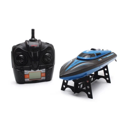 Skytech H100 2.4G Self-righting 30kM/H High Speed RC Racing Boat W/ LCD Display - Image 1 of 4